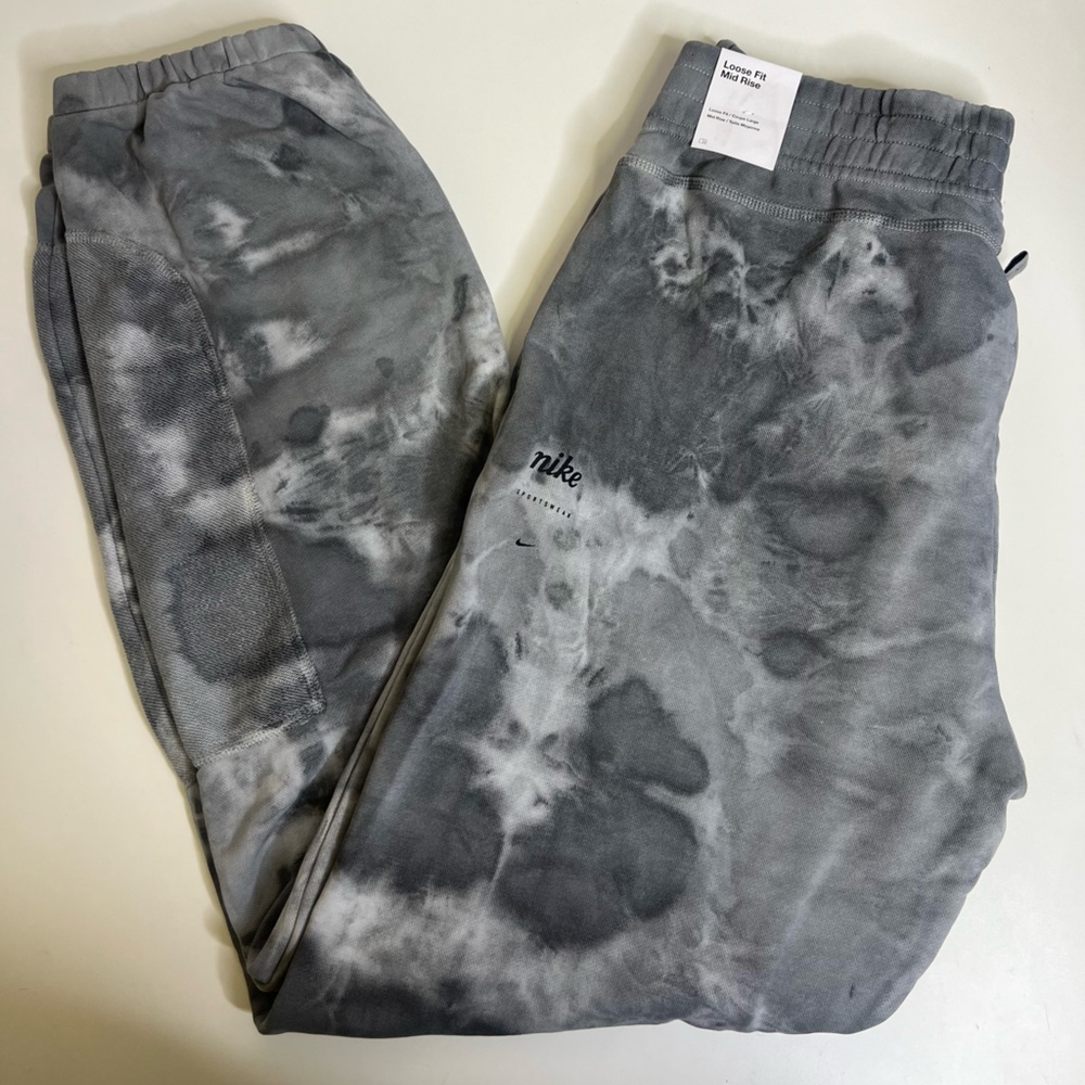 Womens Nike Pleated Reverse Dye Fleece Cuffed Sweatpants - Size Medium